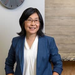 Gloria J Lu